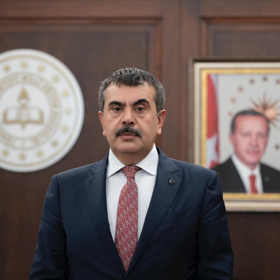 Bakan Tekin’den Öğretmen Adaylarına "İlk Ders" Daveti: "Milli Eğitim Ailemize Hoş Geldiniz"